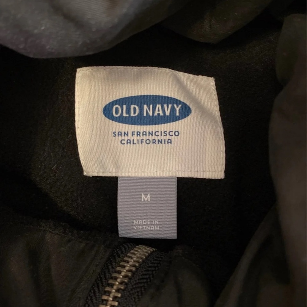 Vest - Picture 2 of 3